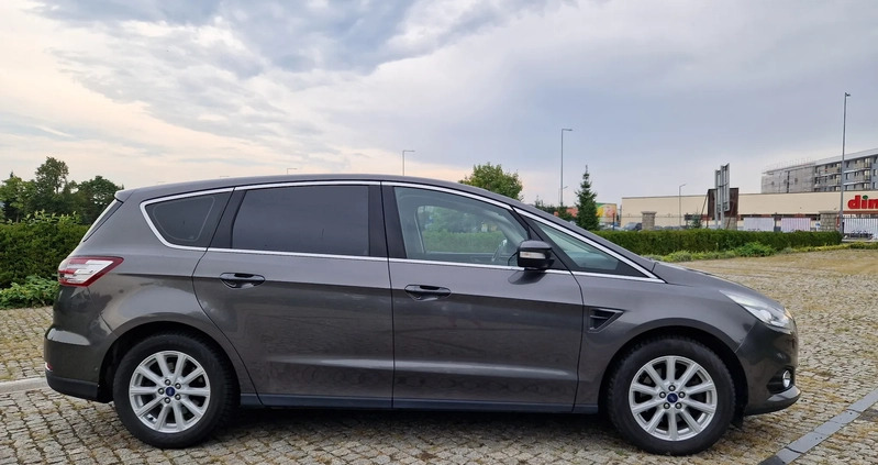 Ford S-Max cena 58800 przebieg: 219559, rok produkcji 2017 z Bydgoszcz małe 704